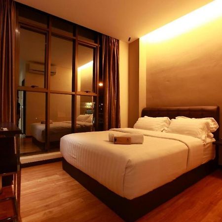Starz Hotel Kluang Exterior photo