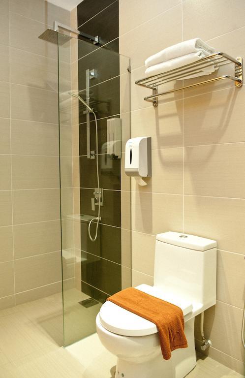 Starz Hotel Kluang Room photo